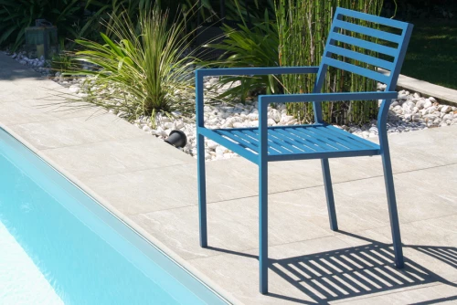 fauteuil jardin empilable gaston aluminium bleu