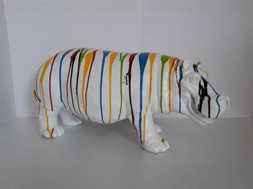 statue animaux hippopotame en resine blanc